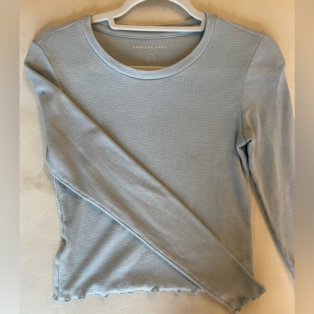 American Eagle long sleeve baby blue shirt
